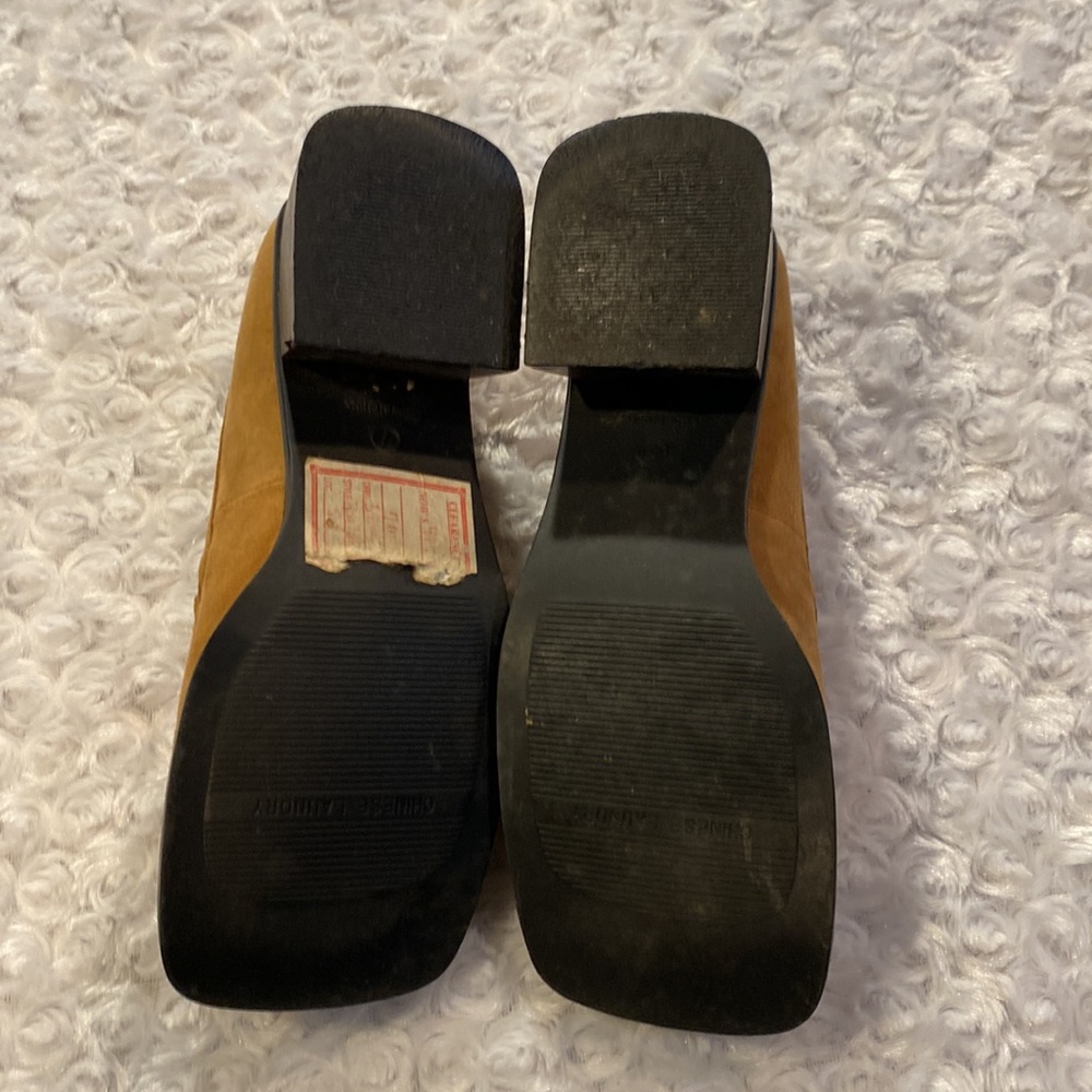 Chinese Laundry Brown Suede Loafers - Picture 4 of 8